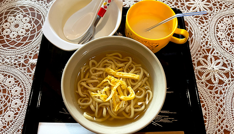 沖縄旅行の1歳児の食事